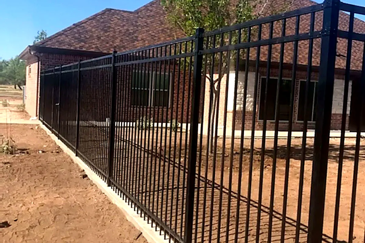 TRITEX residential / cedar privacy project photo 08
