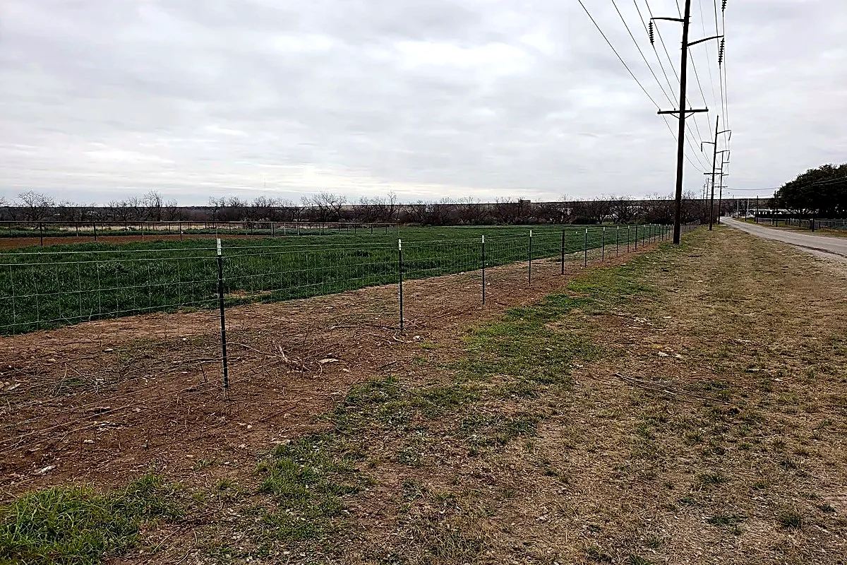 TRITEX ranch & field fence project photo 36
