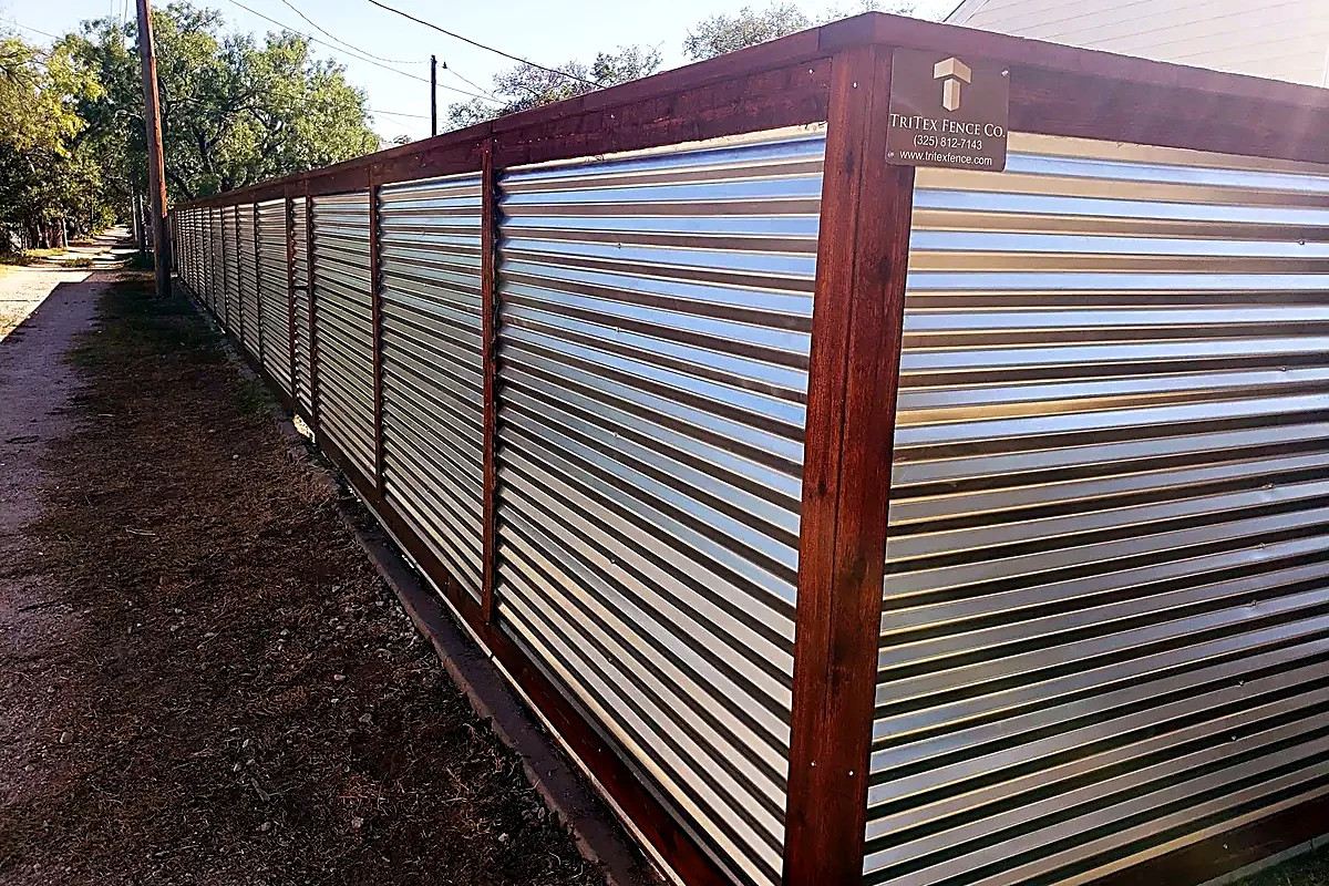 TRITEX residential / cedar privacy project photo 40