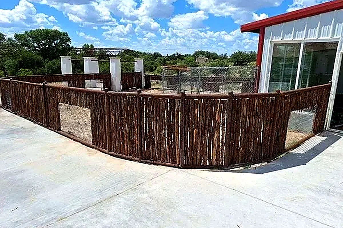 TRITEX residential / cedar privacy project photo 42
